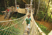 Kid's obstacle course attraction