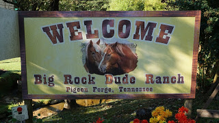 big rock dude ranch welcome sign