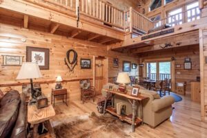 Eagles-Ridge-Cabin-Resort-Interior-Cabin
