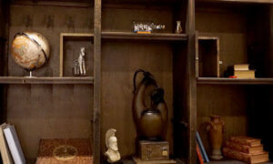Escape-Game-bookshelf bookshelf