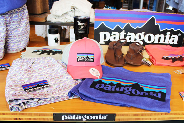 uncle-lems-patagonia-pigeon-forge-wr patigonia apparel pigeon forge