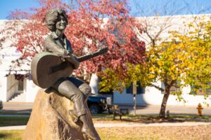 Dolly Parton Statue Sevierville, TN