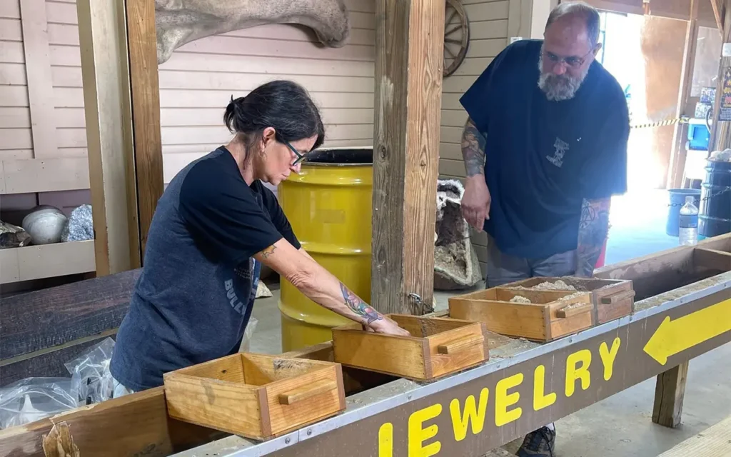 Couple Looking For Gems at Pigeon Forge Gem Mine