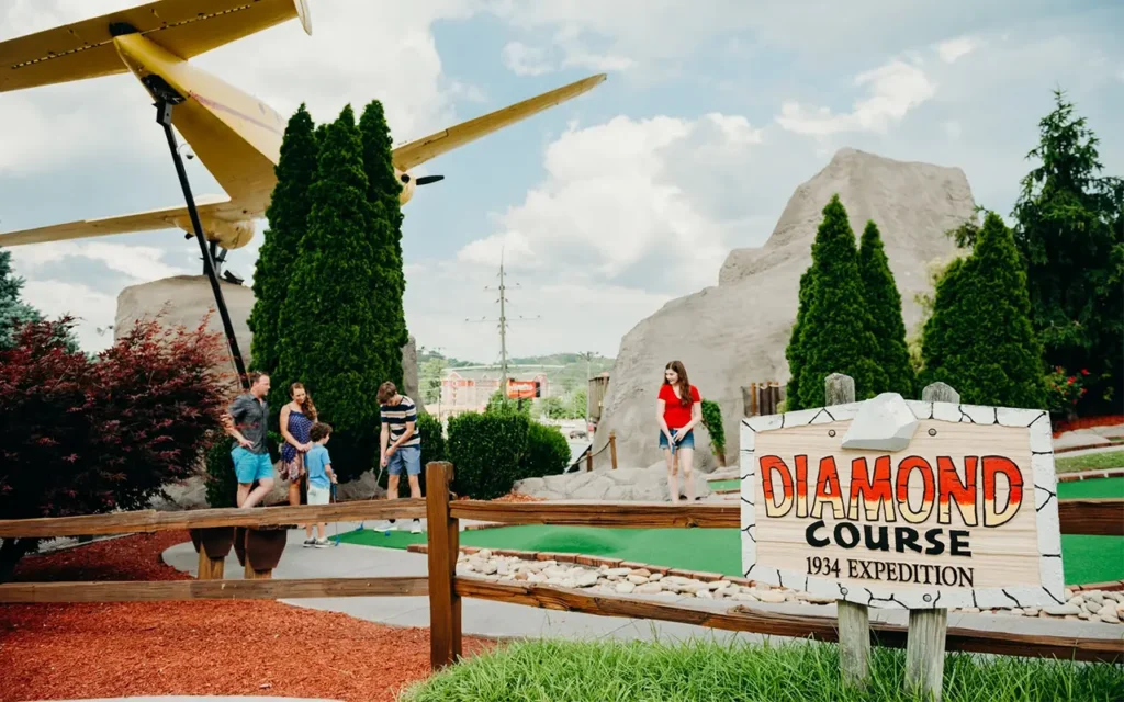 Diamond Mini Golf Course at Lost Treasure Golf