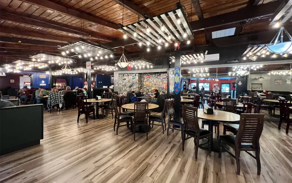 Dining Room at Captain Jims Seafood