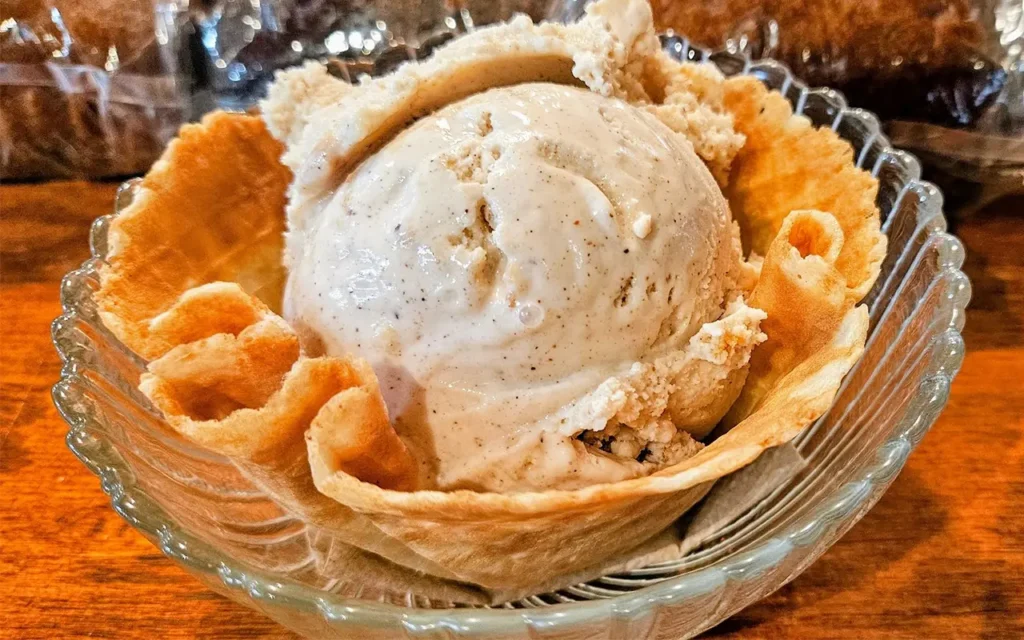 Homemade Ice Cream from The Apple Valley Creamery