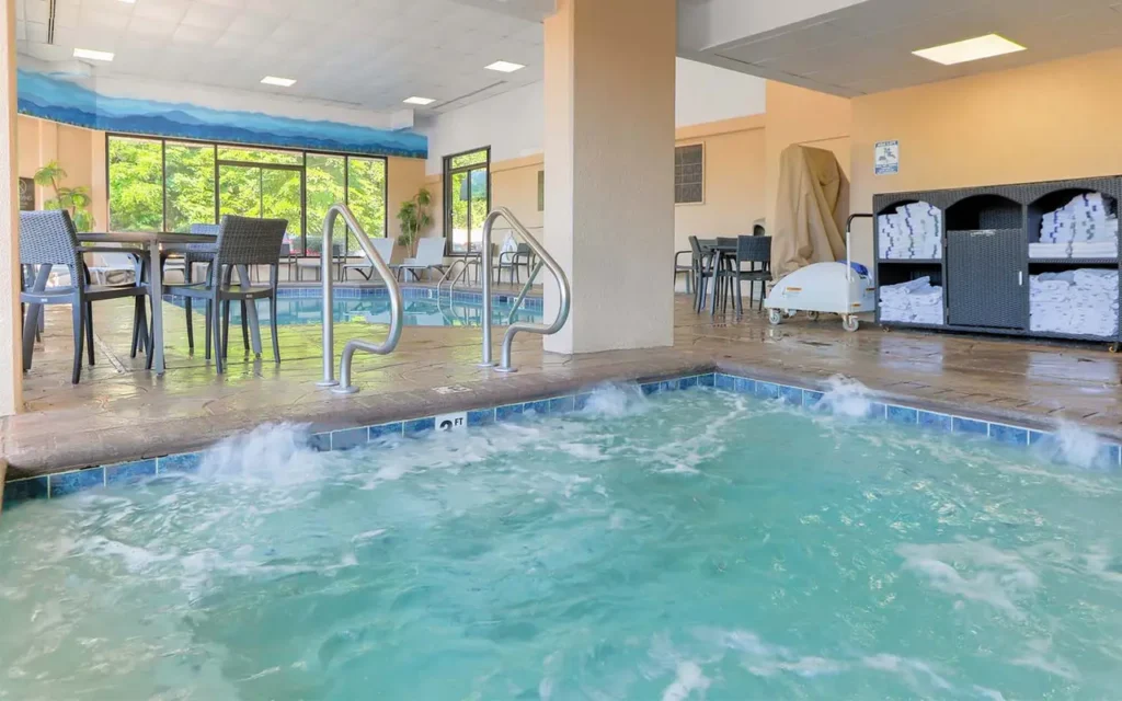 Indoor Pool at Comfort Inn and Suites Pigeon Forge