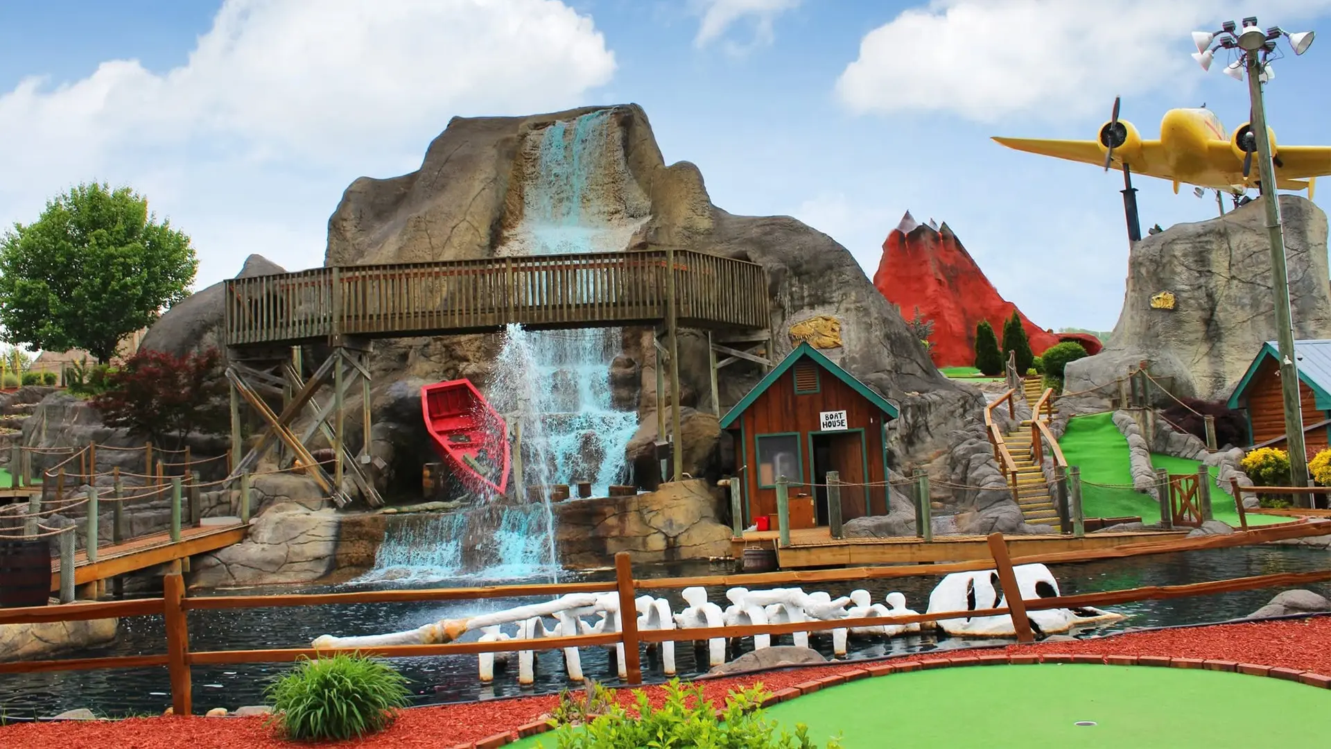 Lost Treasure Golf in Pigeon Forge Tennessee