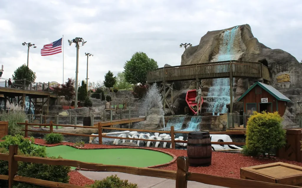 Mini Golf at Lost Treasure Golf