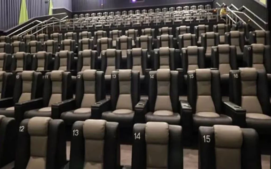 Recliner Seating Governors Crossing Stadium 14