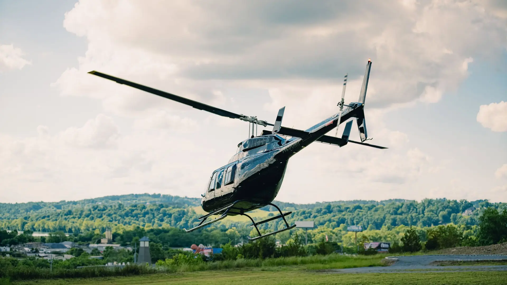 Scenic Helicopter Tours in Sevierville Tennessee